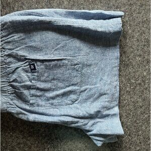 Gap linen jean colored shorts